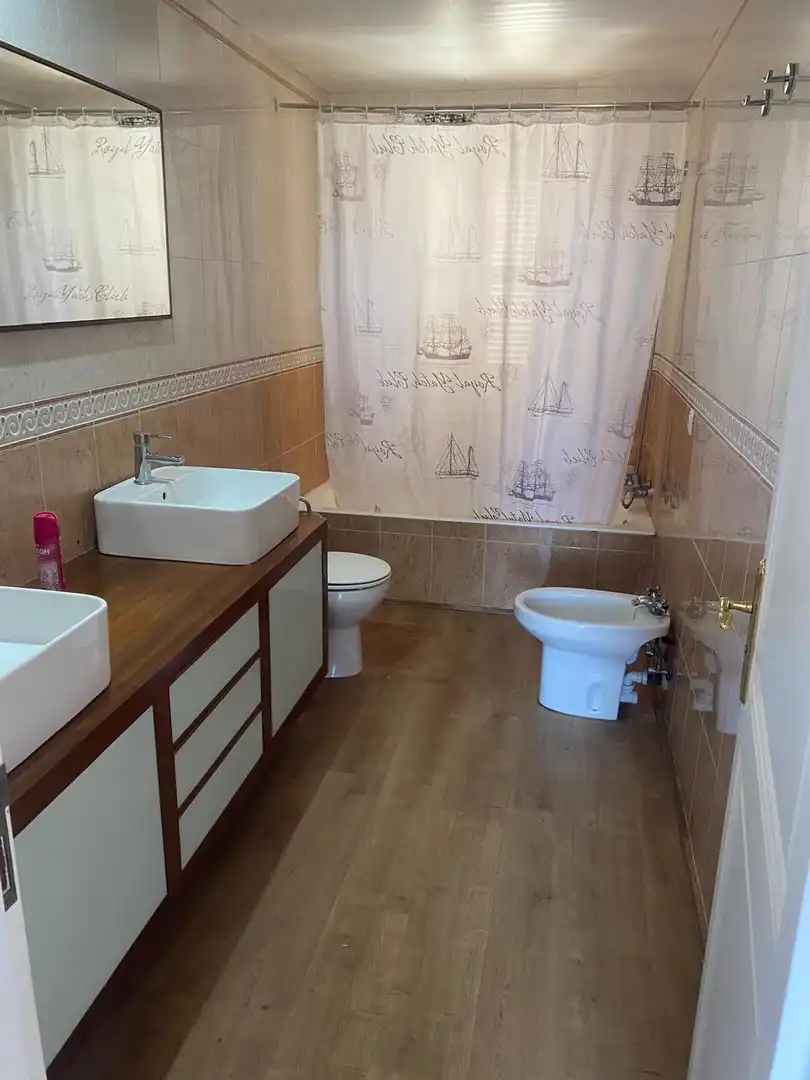 Bathroom of Flat for rent in Binissalem  with Air Conditioner