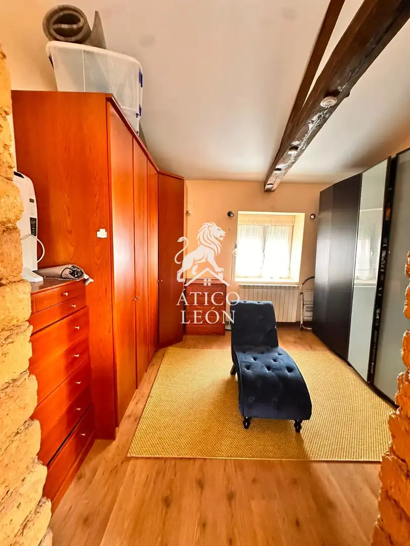 Bedroom of Houses for sale in Valdefresno  with Heating, Private garden and Storage room