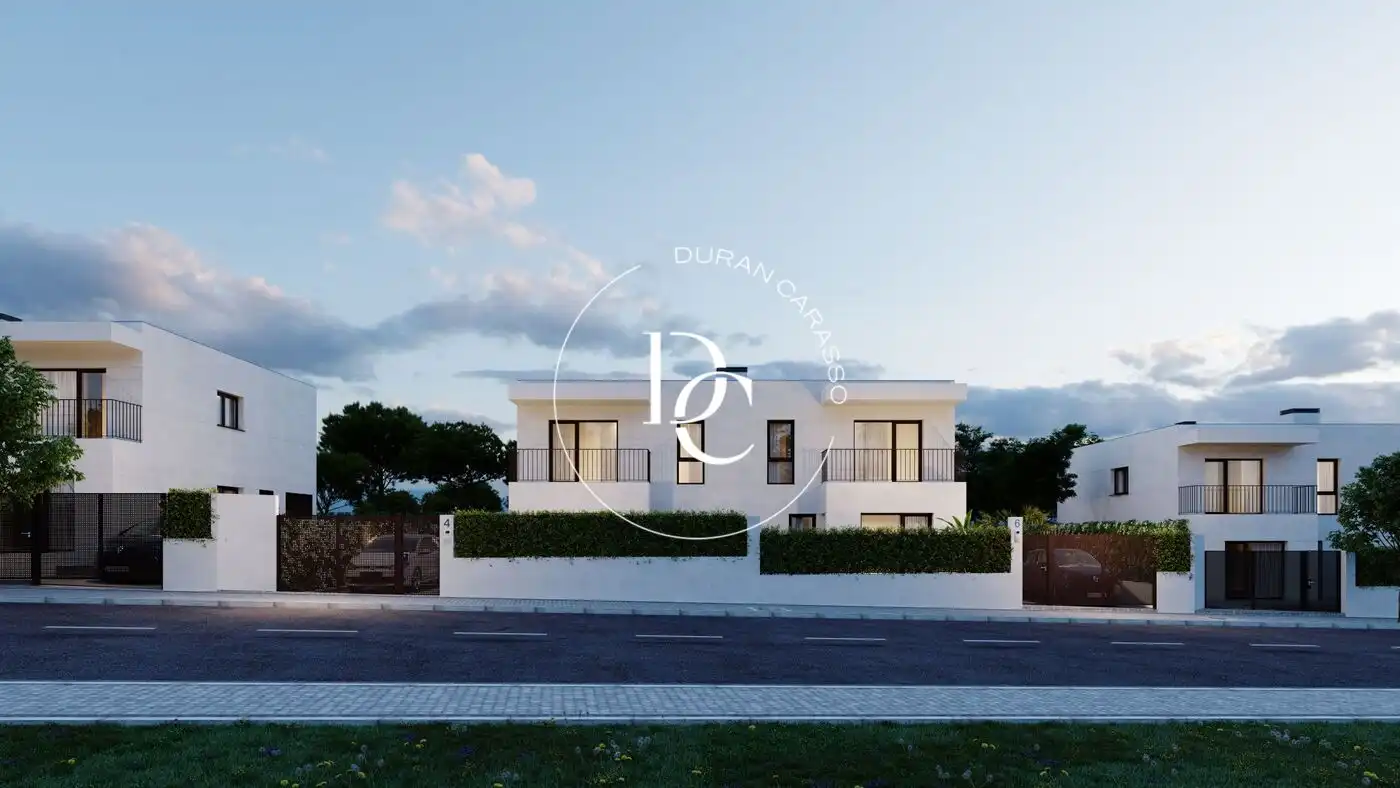 Casa con jardín en venta en Carrer Duesaigües 65, imagen 4