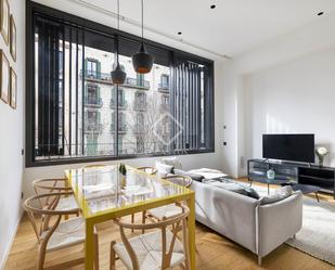 Living room of Flat for sale in  Barcelona Capital  with Air Conditioner, Heating and Parquet flooring