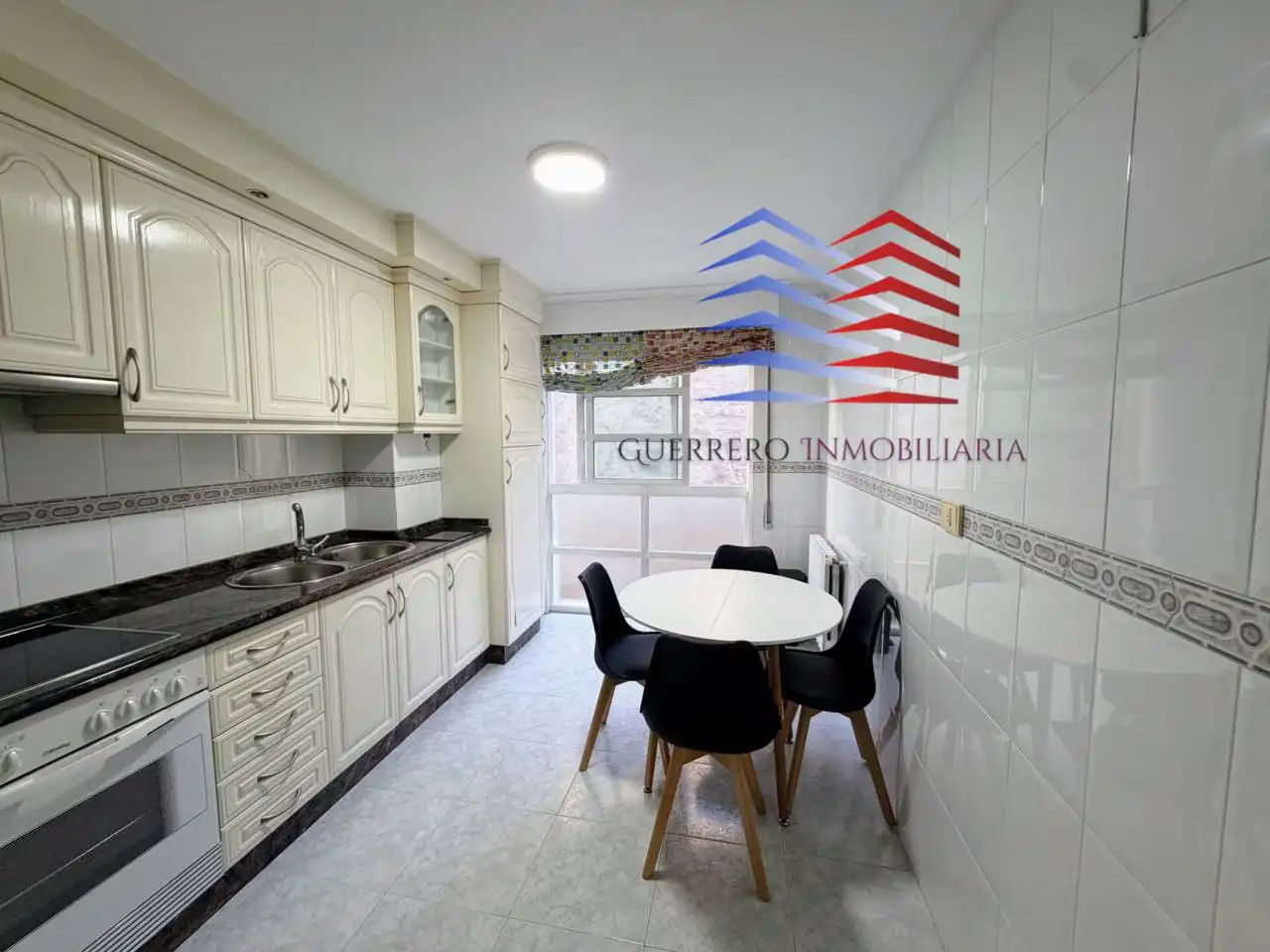 Kitchen of Flat for rent in Ourense Capital   with Heating, Terrace and Furnished
