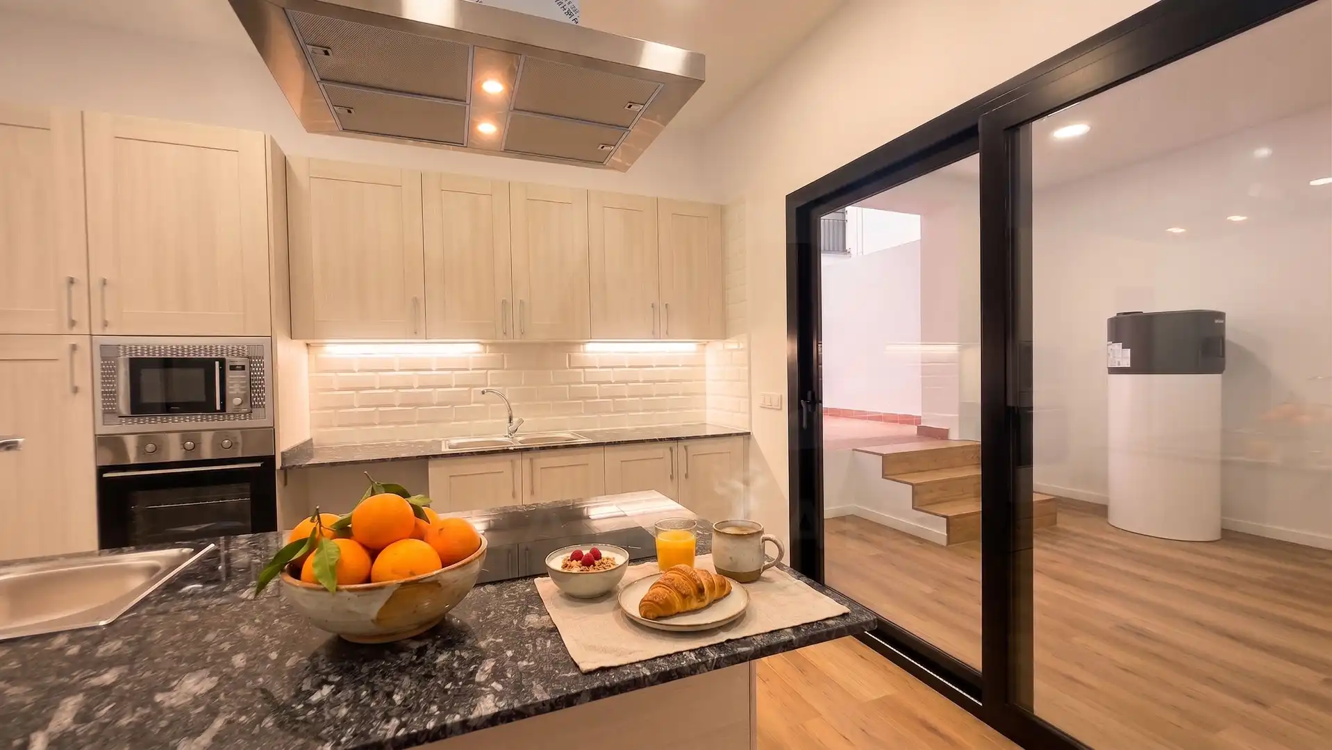 Kitchen of Flat for sale in Girona  with Air Conditioner, Heating and Terrace