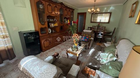 Foto 2 de Pis en venda a Orcasitas,  Madrid Capital