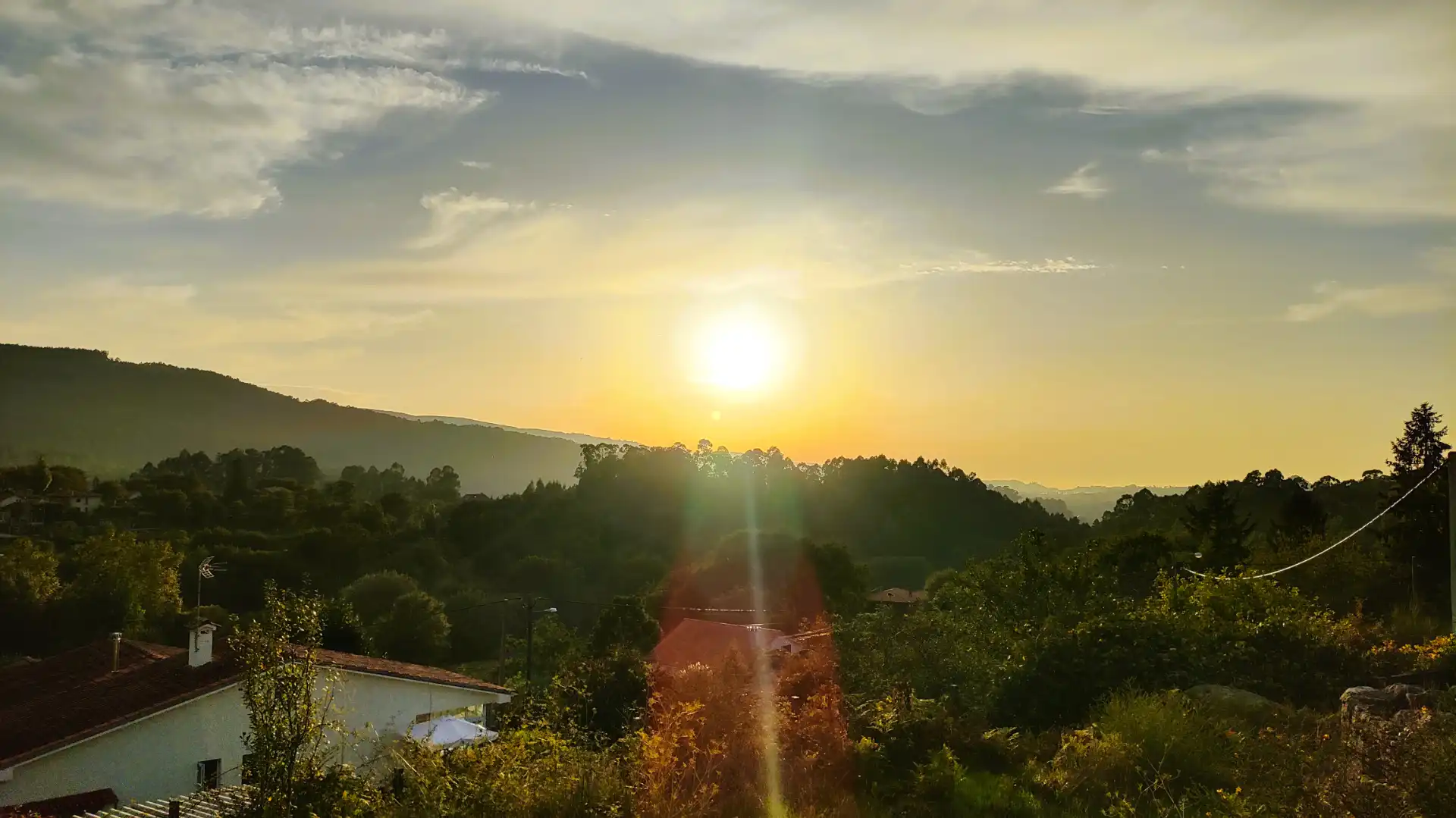 Vista exterior de Casa adosada en venta en Gondomar con Calefacción, Jardín privado y Parquet