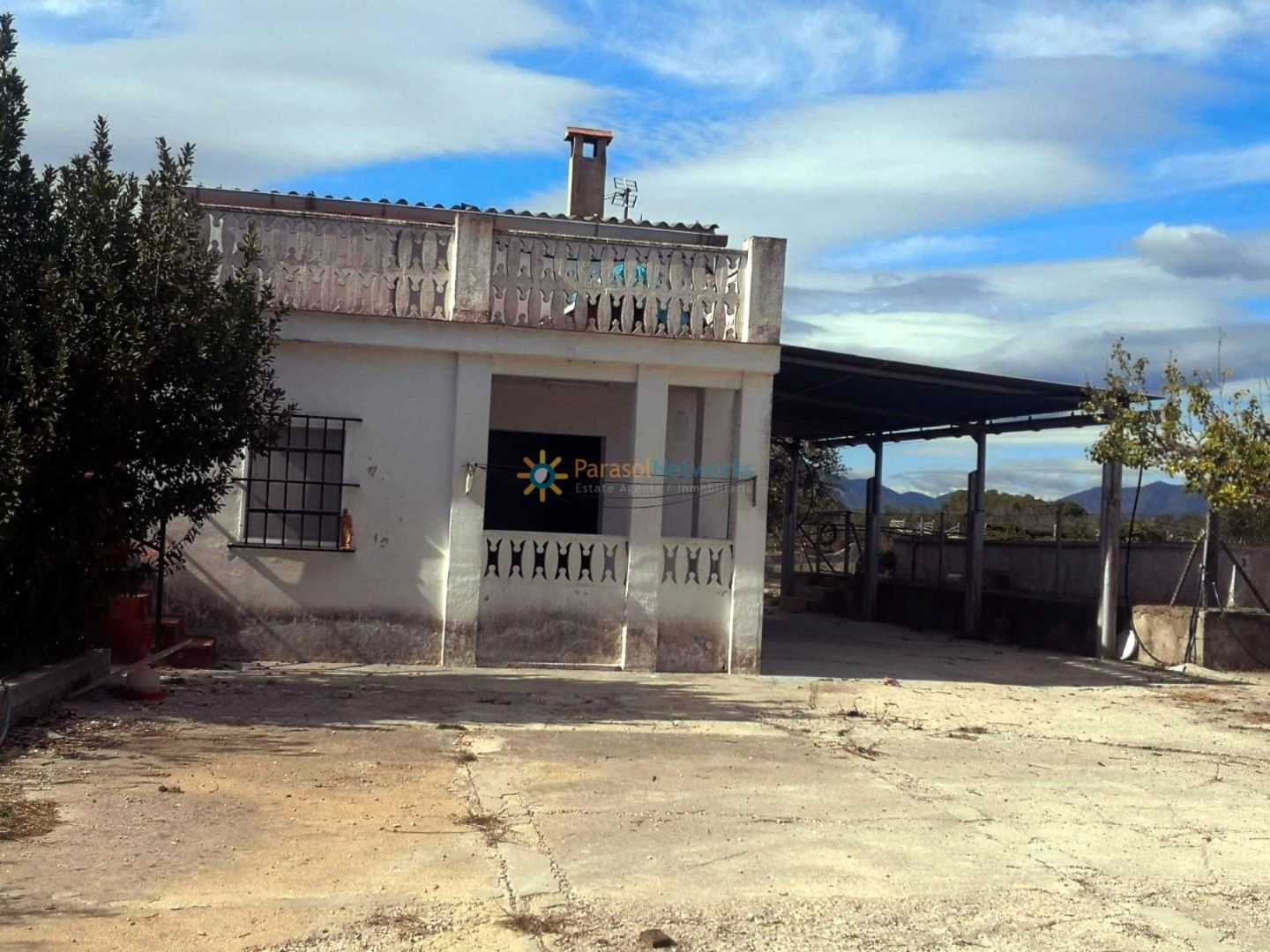 Vista exterior de Finca rústica en venda en Bufali amb Jardí privat, Terrassa i Traster