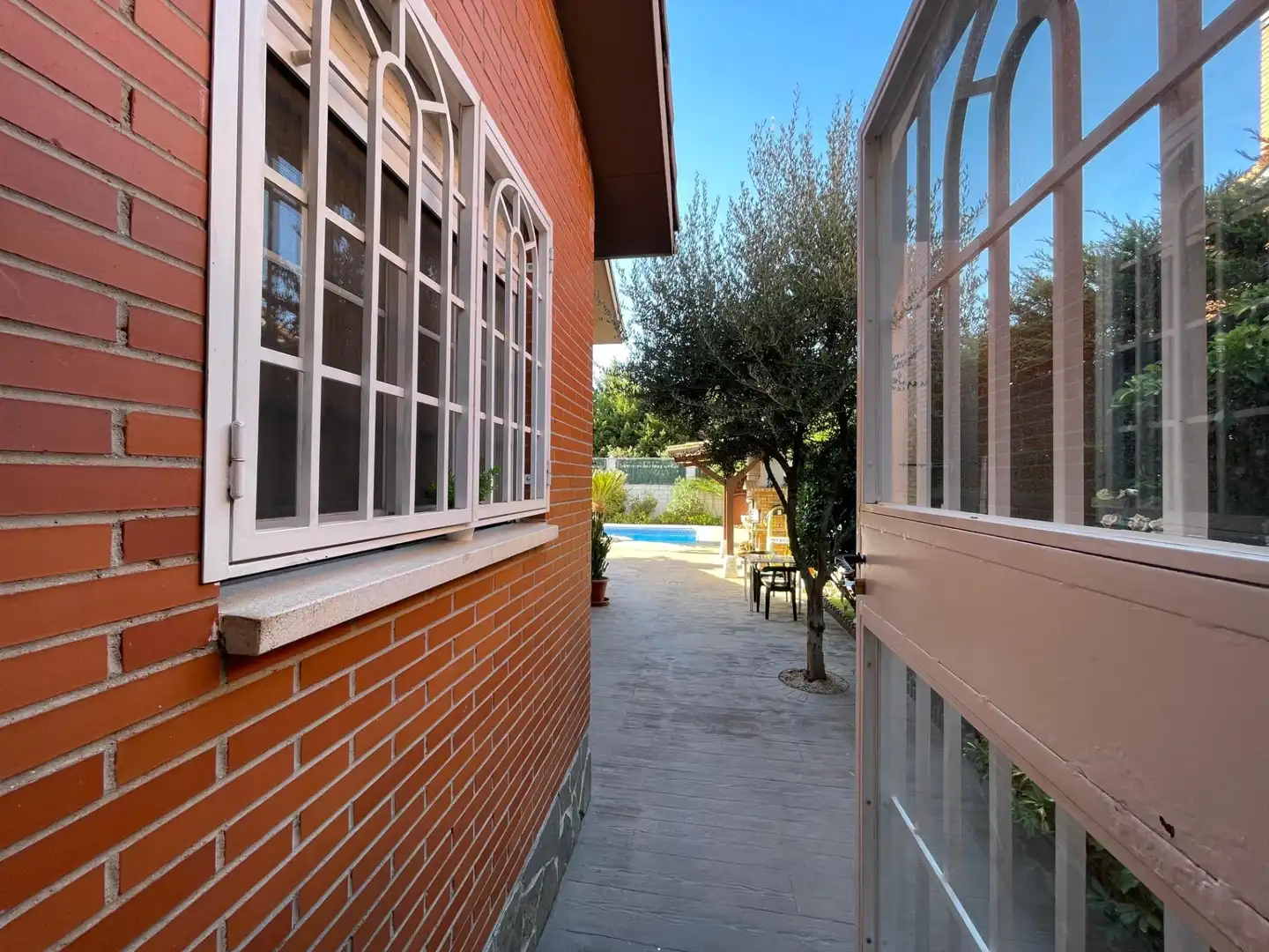 Vista exterior de Casa o chalet en venta en Rivas-Vaciamadrid con Aire acondicionado, Calefacción y Jardín privado