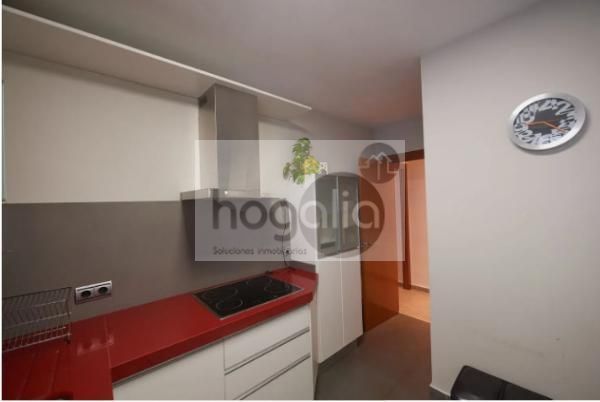 Cuina de Pis de lloguer en  Sevilla Capital amb Aire condicionat i Traster
