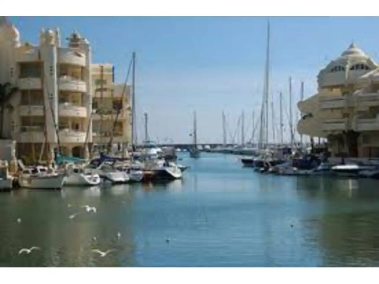 Vista exterior de Apartamento en venta en Benalmádena con Aire acondicionado, Calefacción y Terraza
