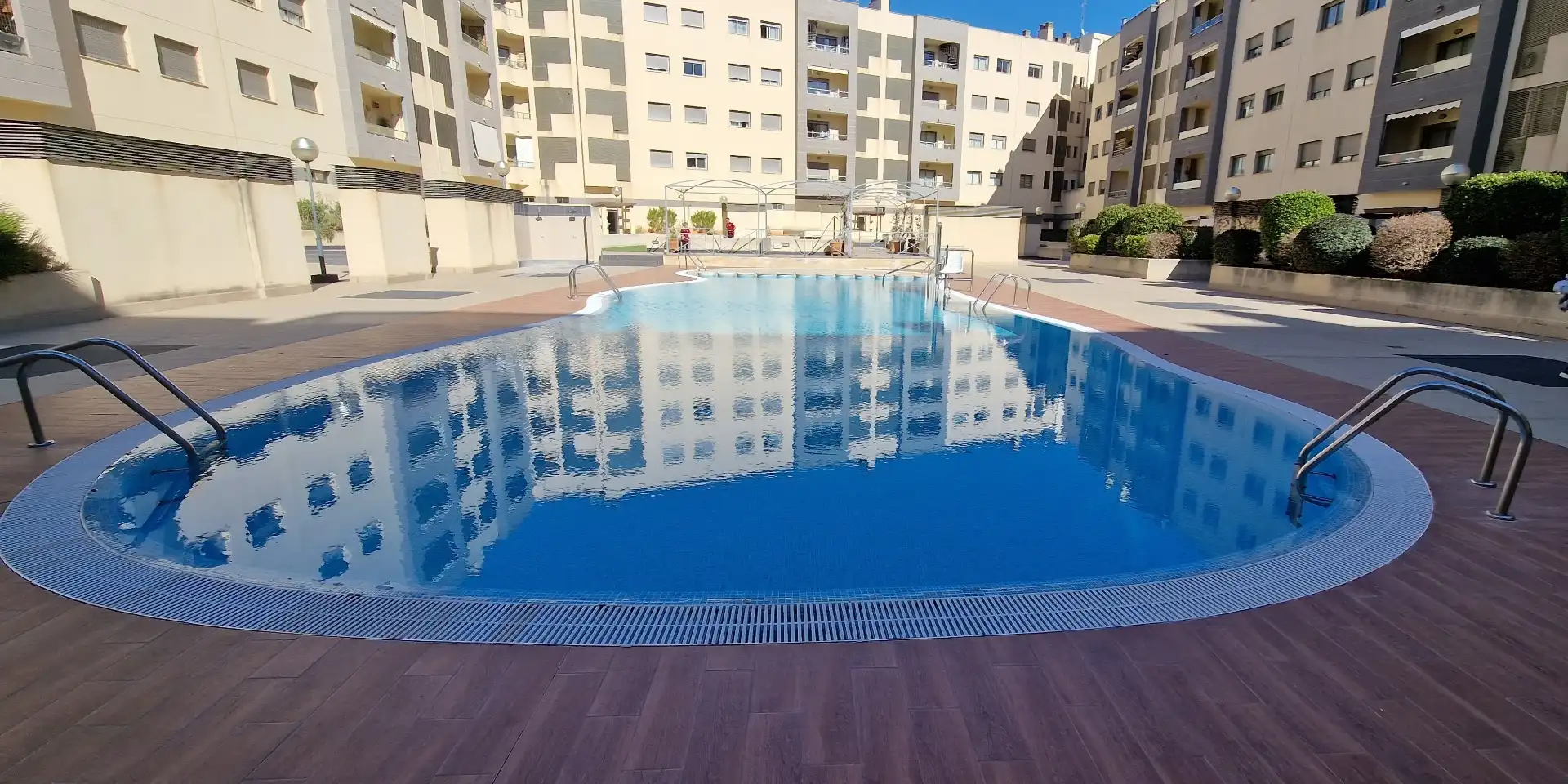 Piscina de Pis de lloguer en  Palma de Mallorca amb Piscina i Balcó