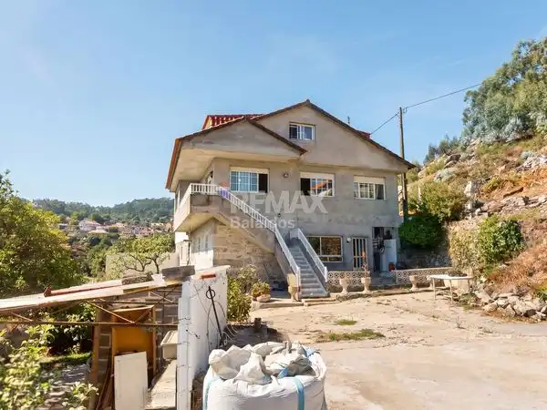 Vista exterior de Casa o chalet en venta en Baiona con Calefacción, Jardín privado y Parquet