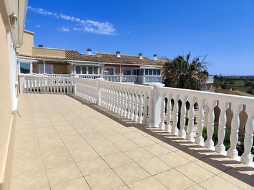 Àtic amb piscina en venda a El Montgó