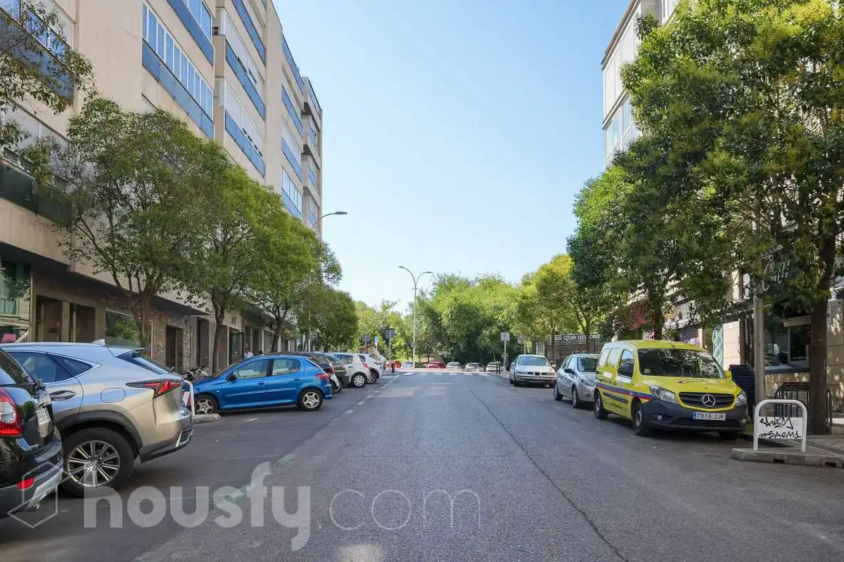 Vista exterior de Pis en venda en Madrid amb Aire condicionat, Calefacció i Moblat