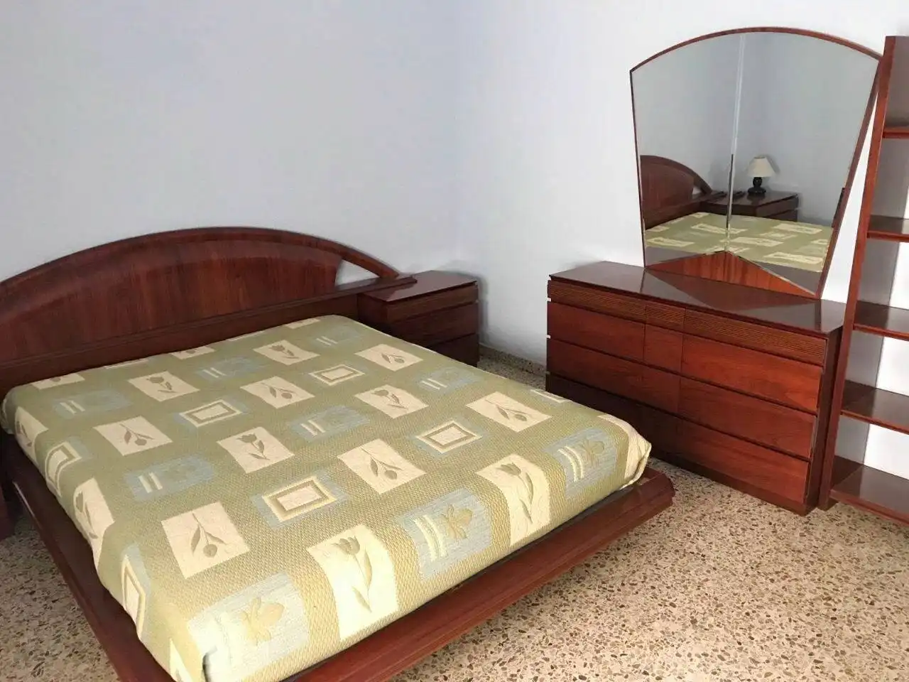 Habitación de Apartamento en venta en  Logroño con Calefacción y Balcón
