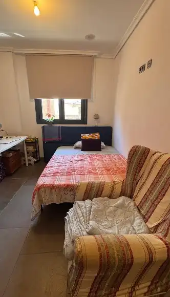 Dormitori de Pis en venda en Castellón de la Plana / Castelló de la Plana amb Moblat i Balcó