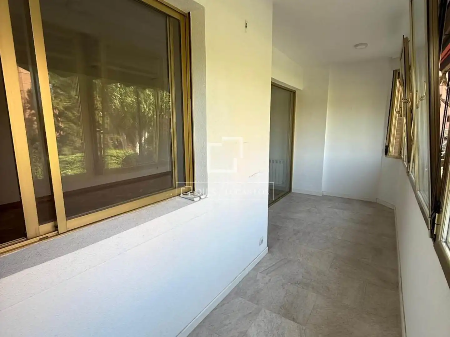Balcony of Flat for rent in Madrid  with Air Conditioner, Heating and Private garden