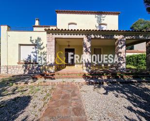 Exterior view of House or chalet for sale in Matadepera  with Terrace and Swimming Pool