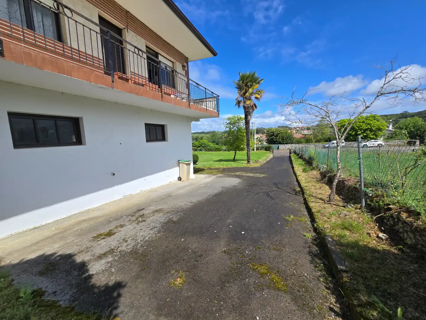 Außenansicht von Country house zum Verkauf in Arnuero mit Heizung, Privatgarten und Abstellraum