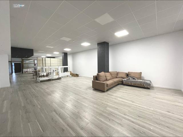 Local comercial en Alquiler en Estación de Cártama