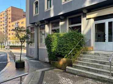 Local comercial en venta en Calle PASSAMAN ALARGUNAREN