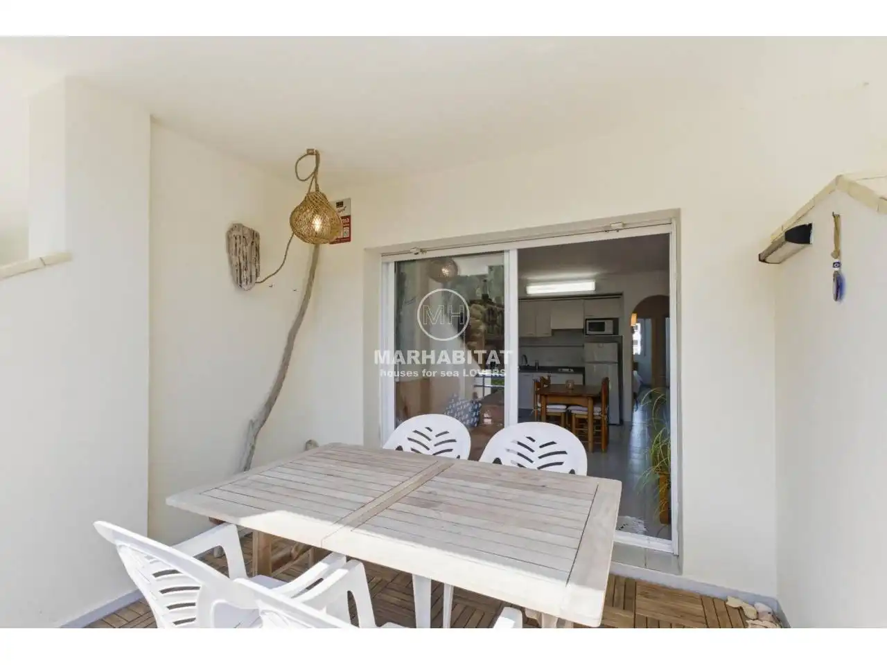 Terraza de Piso en venta en L'Escala con Terraza, Amueblado y Piscina comunitaria