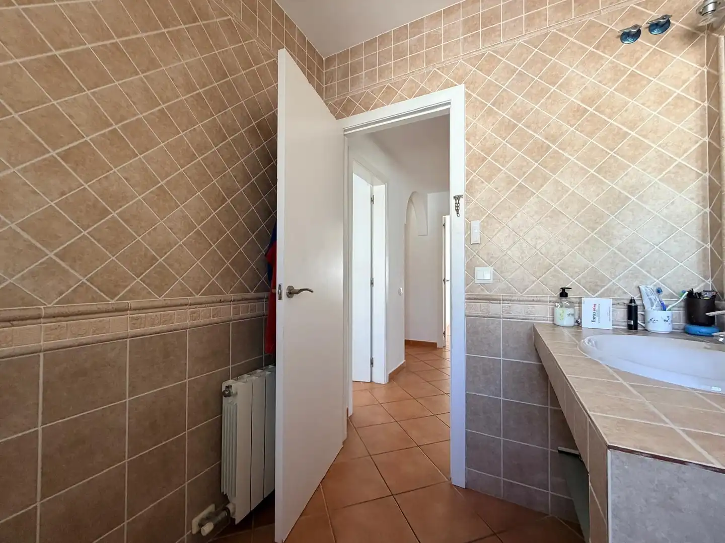 Baño de Casa o chalet en venta en El Vendrell con Calefacción, Jardín privado y Piscina