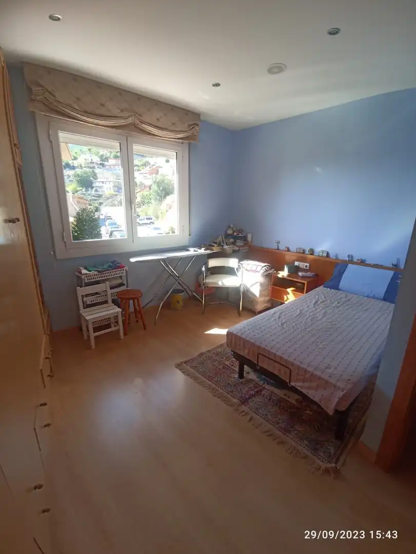 Bedroom of Houses for sale in Berga  with Private garden, Parquet flooring and Balcony
