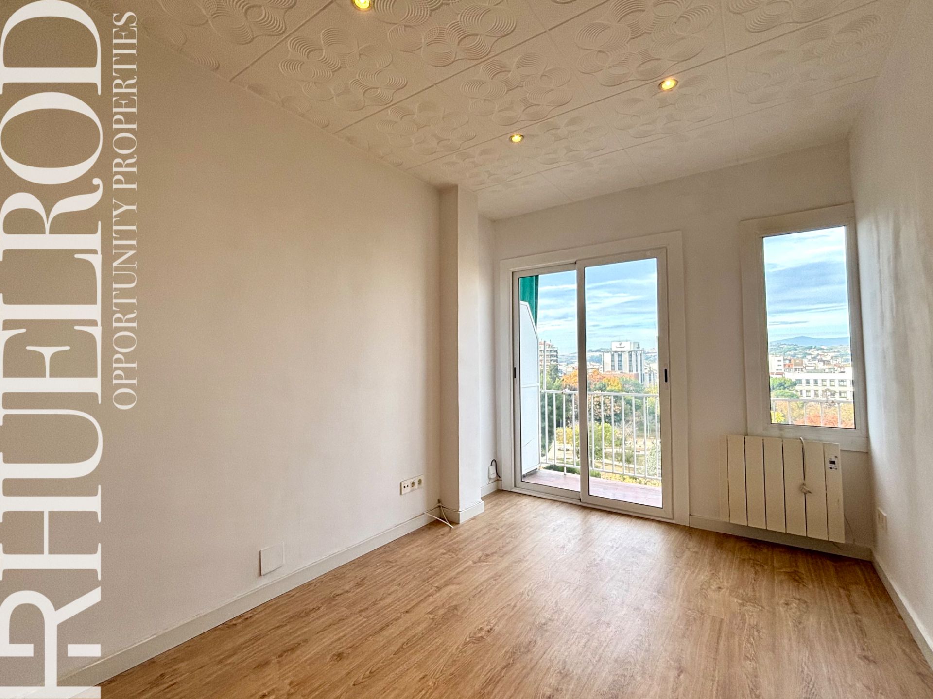 Bedroom of Flat for sale in Granollers  with Parquet flooring, Oven and Balcony
