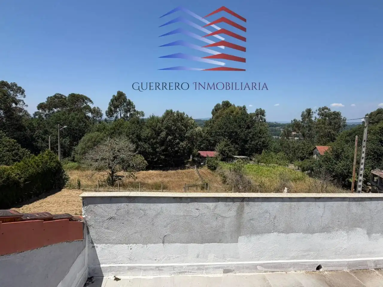 Casa adosada en venda en Amoeiro amb Calefacció, Jardí privat i Terrassa