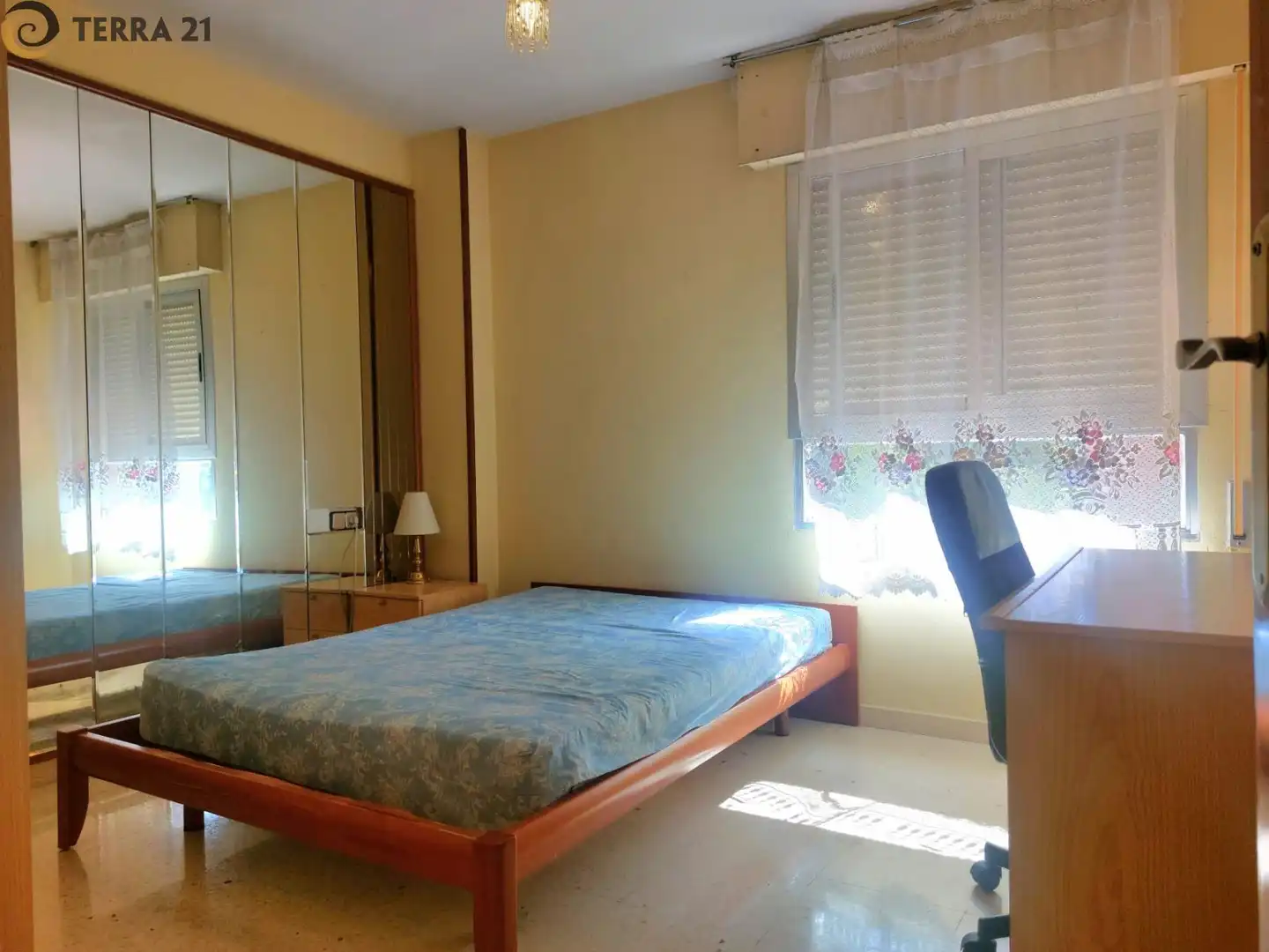 Bedroom of Flat for rent in Jaén
