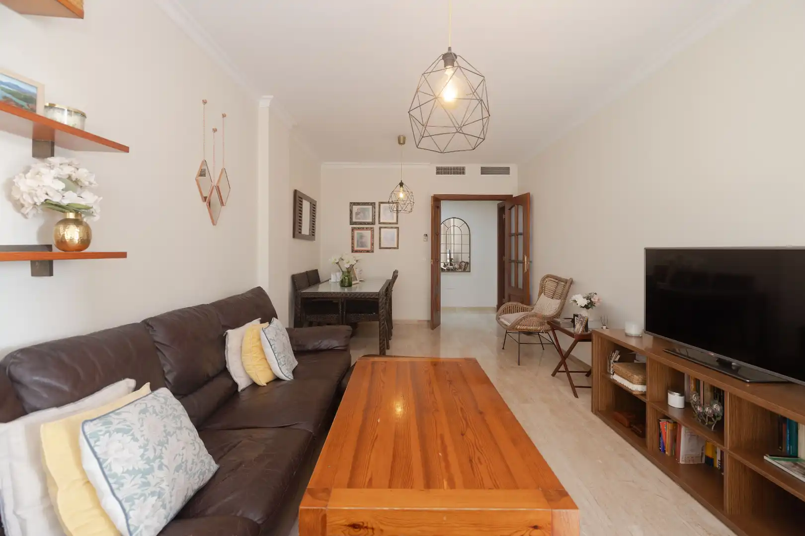Flat with pool for sale in Calle del Jalón, imagen 18