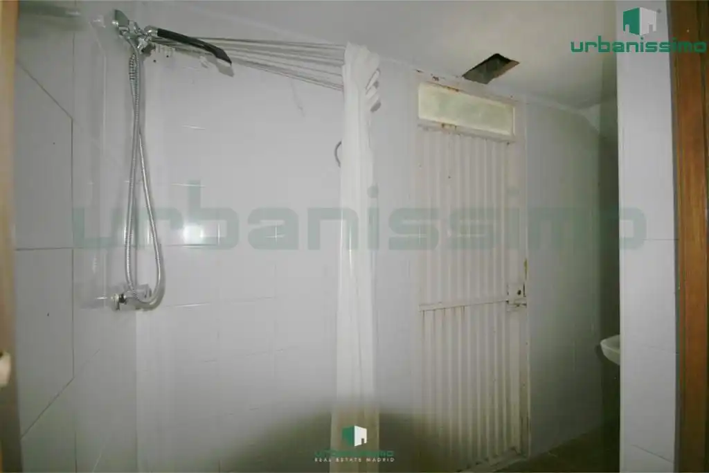 Bathroom of Country homes for sale in Aldeanueva de la Vera  with Private garden and Swimming Pool