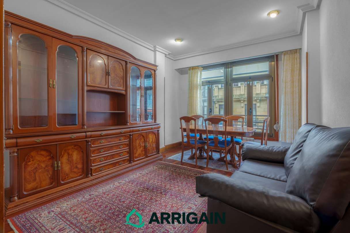 Bedroom of Flat for sale in Donostia - San Sebastián   with Heating, Oven and Washing machine