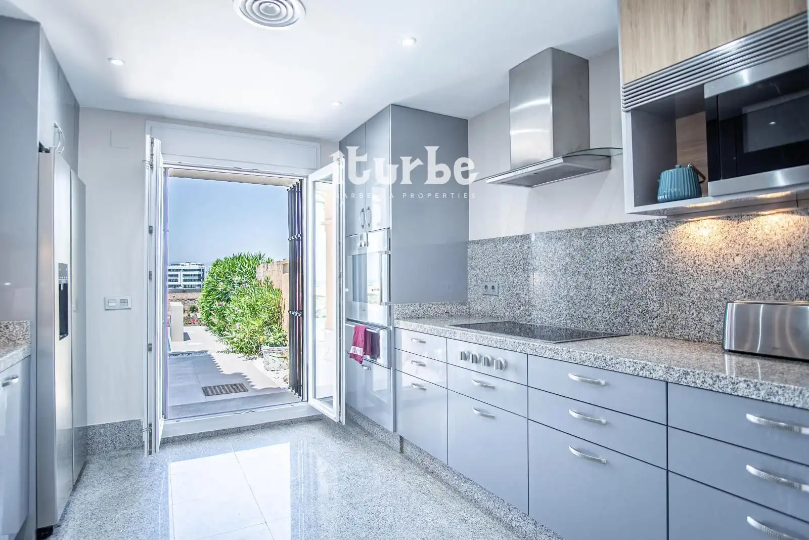 Houses for rent in Eagle-Santa Clara Golf, 14, Alto de los Monteros