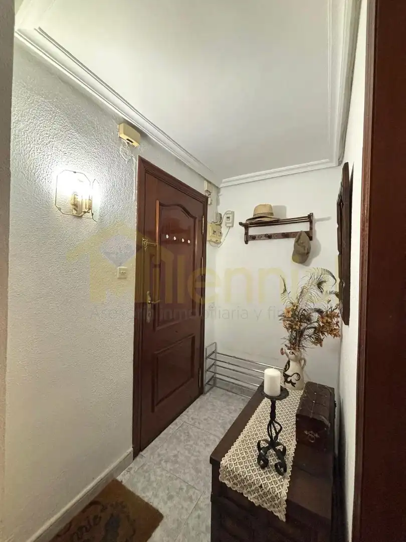 Casa adosada en venta en Sevilla con Aire acondicionado y Trastero