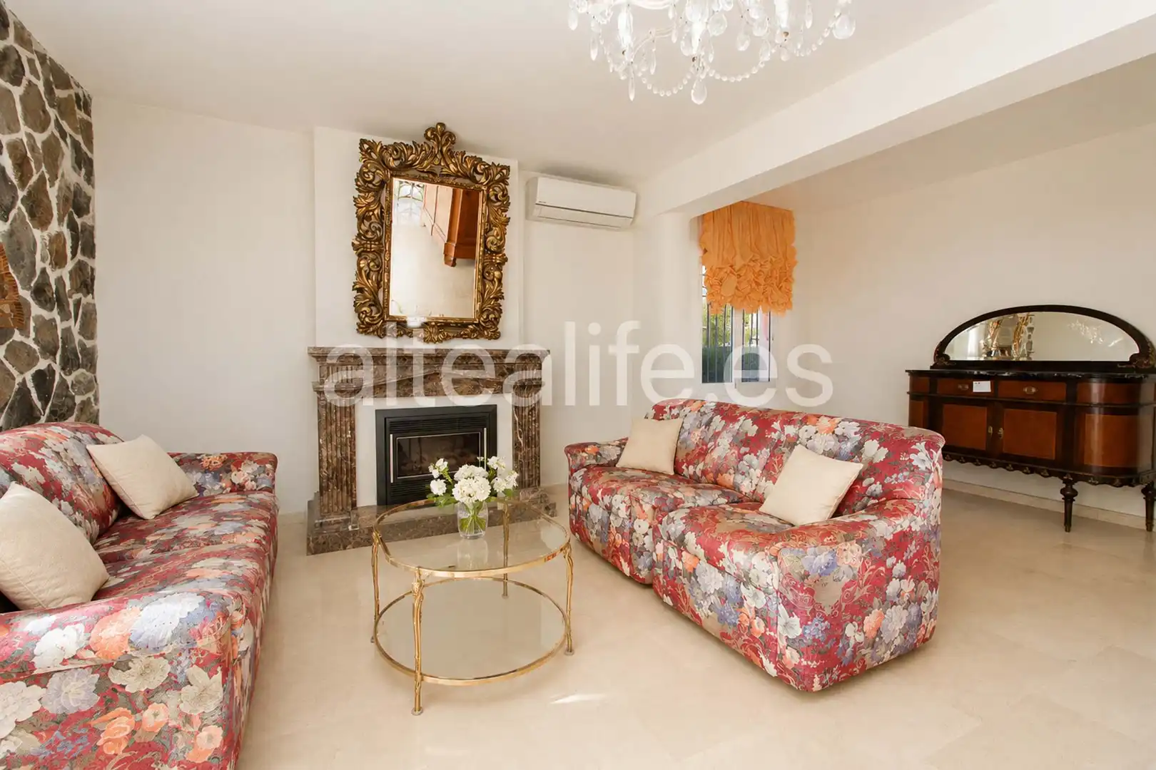 Living room of Houses for sale in Altea  with Air Conditioner, Heating and Terrace
