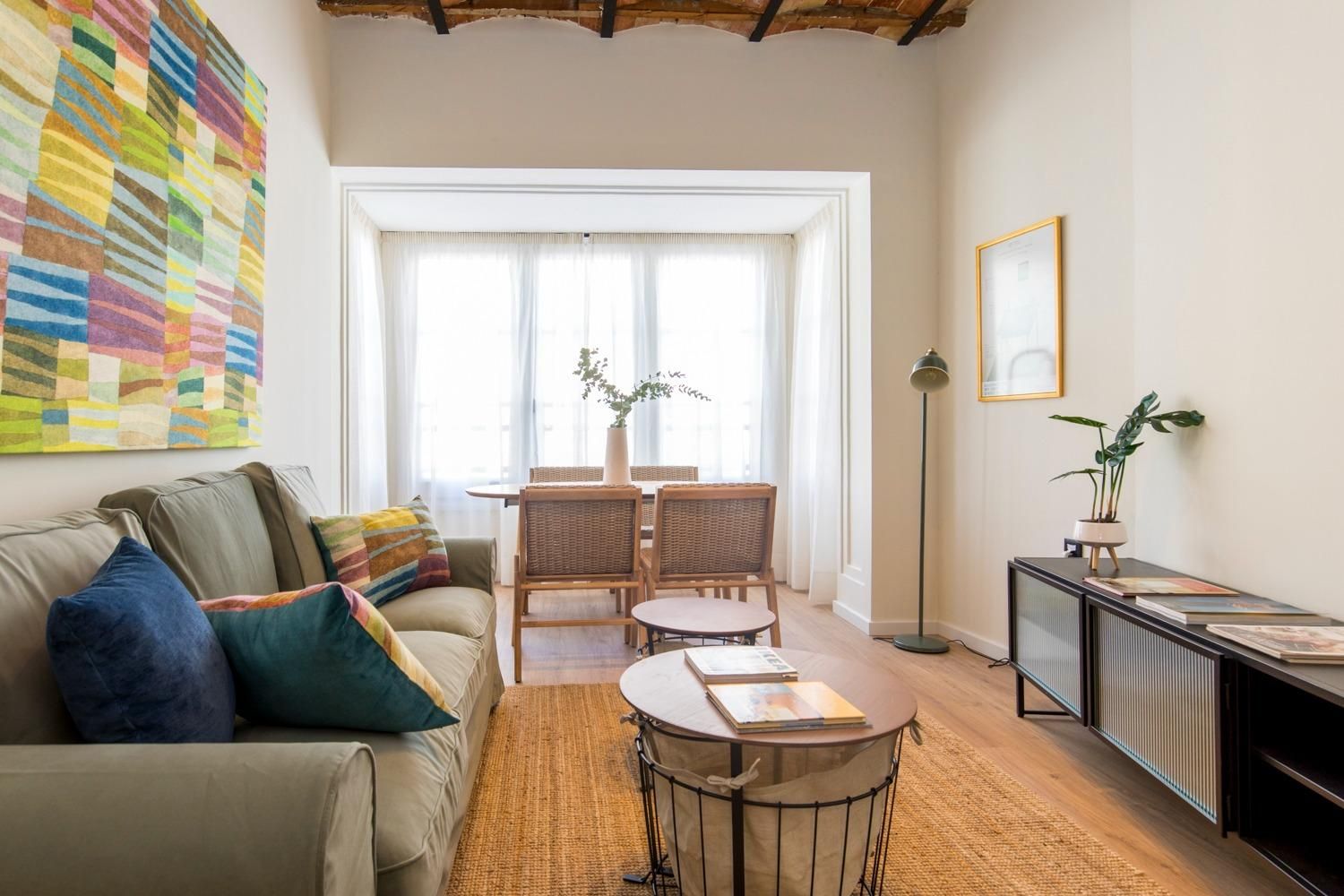 Living room of Flat to rent in  Zaragoza Capital  with Air Conditioner, Heating and Balcony