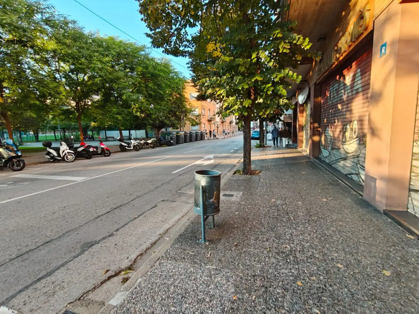 Local comercial en traspàs a Eixample Sud – Migdia, imagen 5