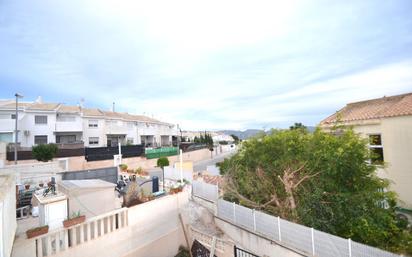 Vista exterior de Casa adosada en venda en La Nucia amb Aire condicionat, Jardí privat i Terrassa