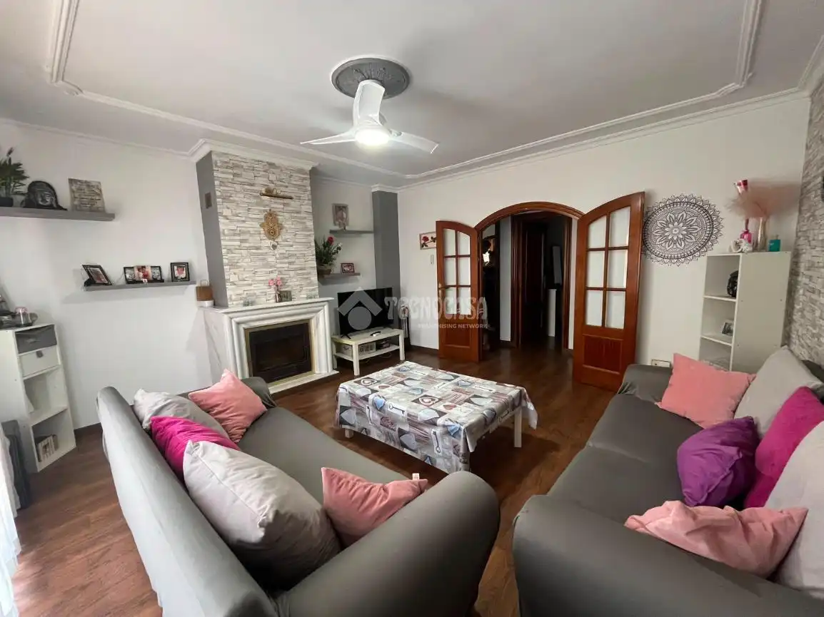 Sala de estar de Piso en venta en Mijas con Terraza y Balcón