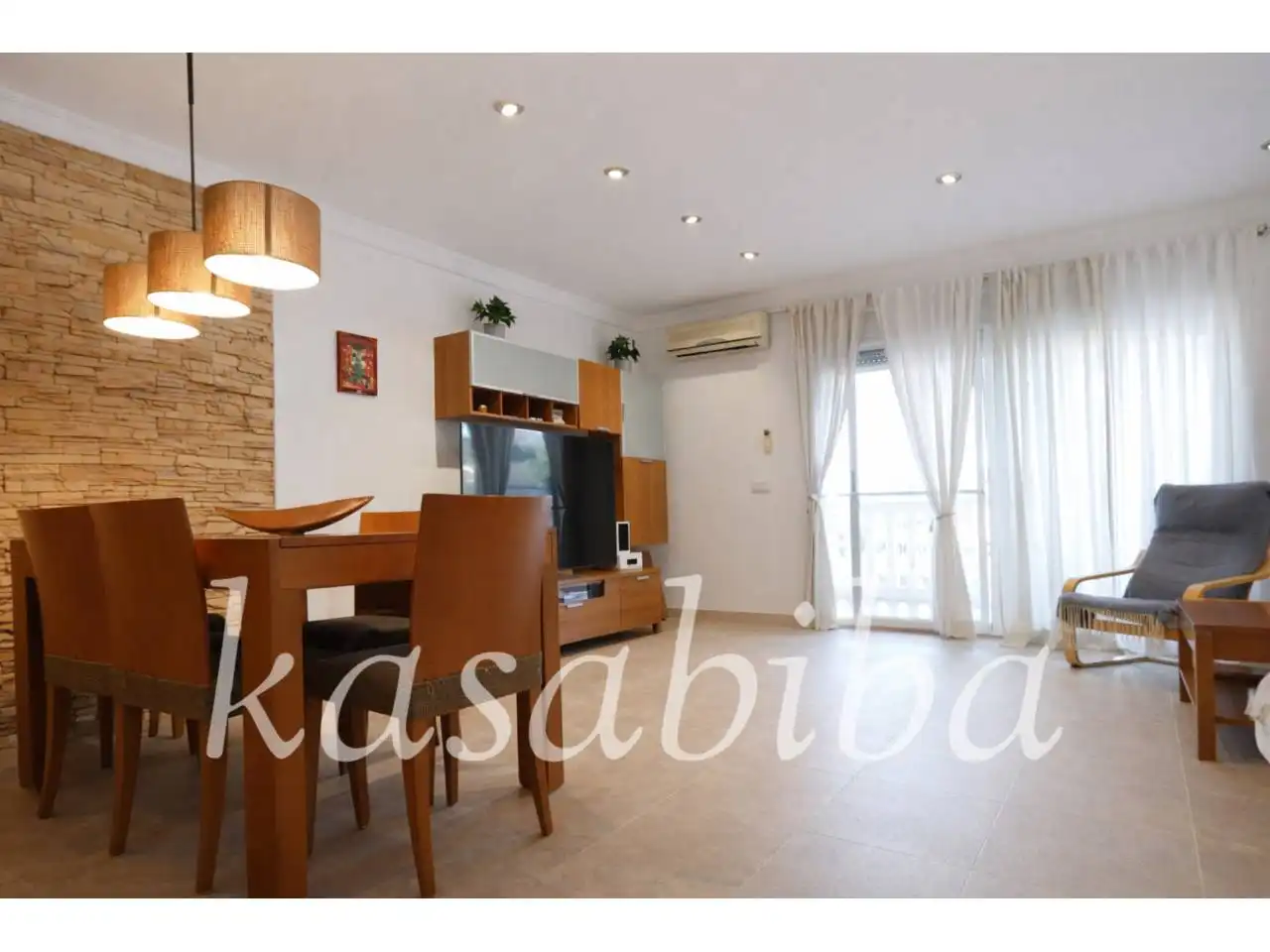 Sala de estar de Casa o chalet en venta en Chiva con Aire acondicionado, Calefacción y Jardín privado