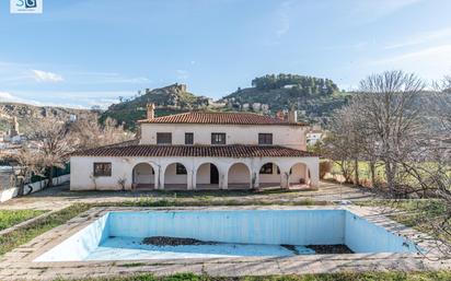 Vista exterior de Casa o xalet en venda en La Peza amb Terrassa, Piscina i Balcó