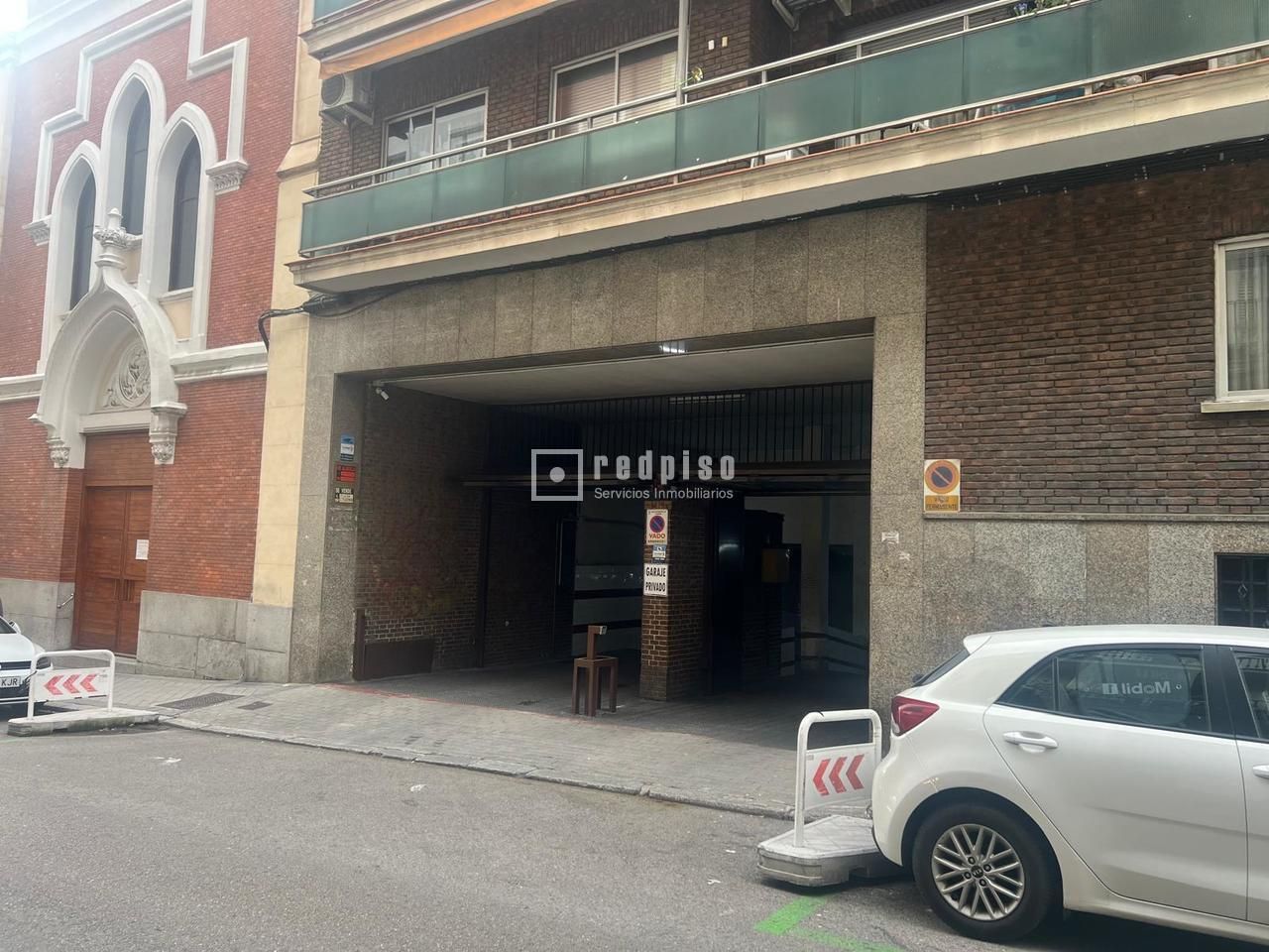 Garaje en venta en Evaristo San Miguel, Argüelles, Moncloa - Aravaca,  Madrid Capital