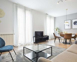 Living room of Study to share in  Barcelona Capital  with Air Conditioner and Terrace