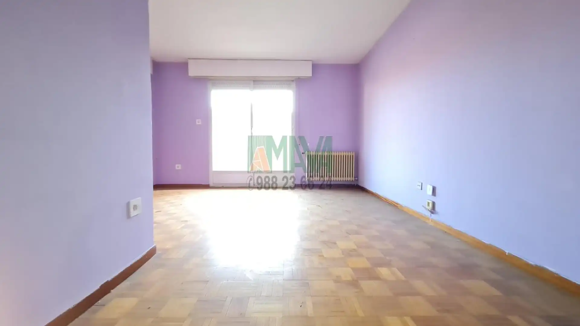 Living room of Flat for sale in Ourense Capital   with Heating, Parquet flooring and Storage room