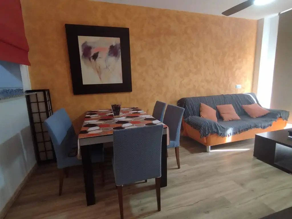 Apartamento de alquiler en Pueblo