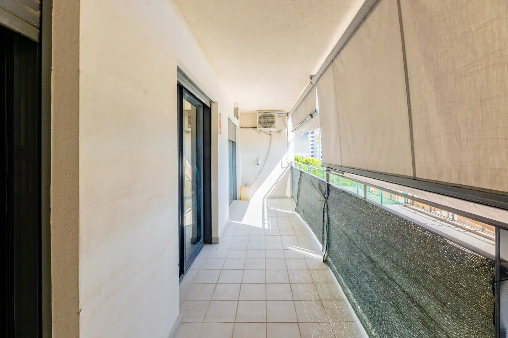 Balcony of Flat for sale in Paterna  with Air Conditioner, Storage room and Balcony