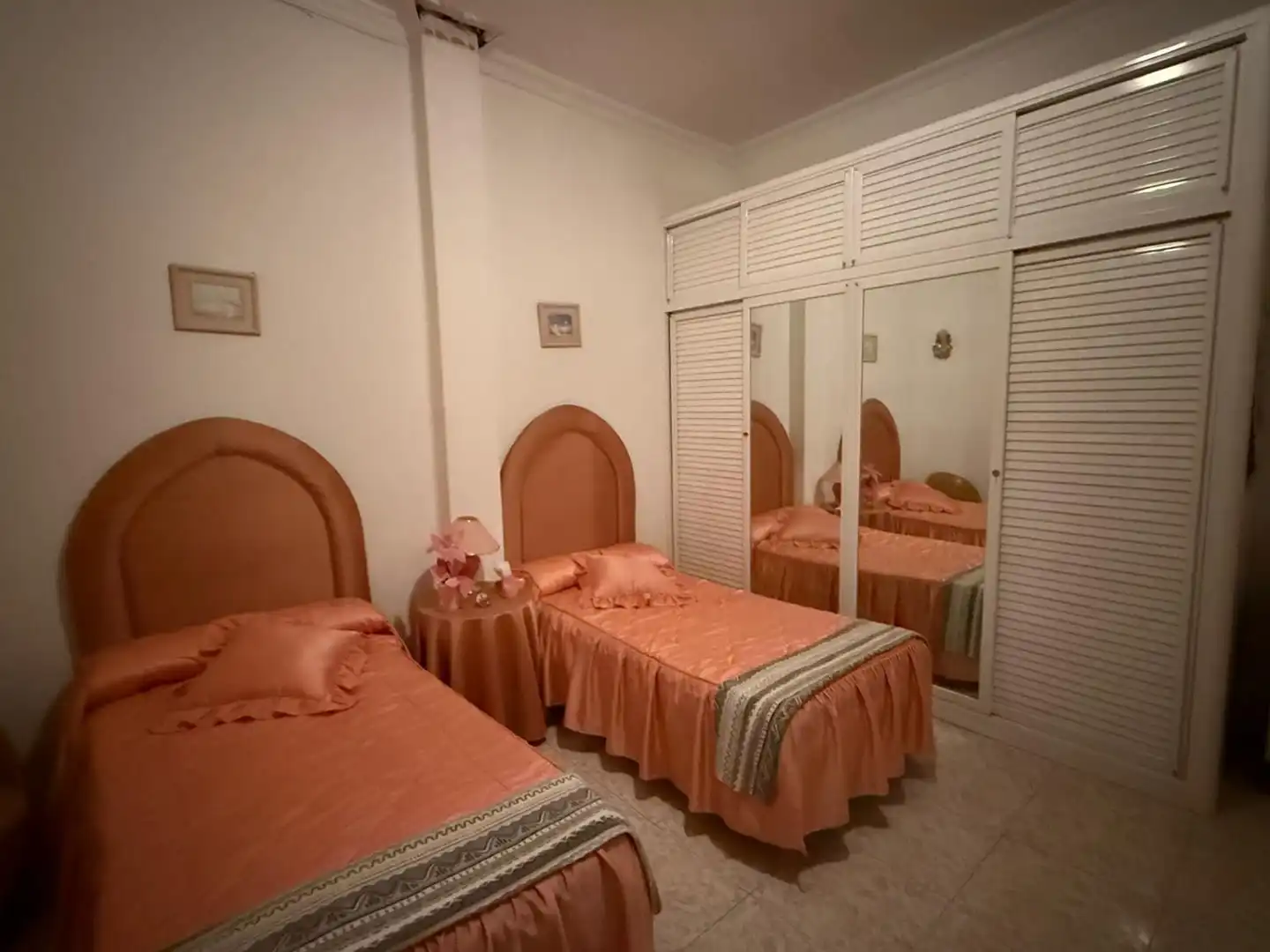 Bedroom of Houses for sale in Sevilla