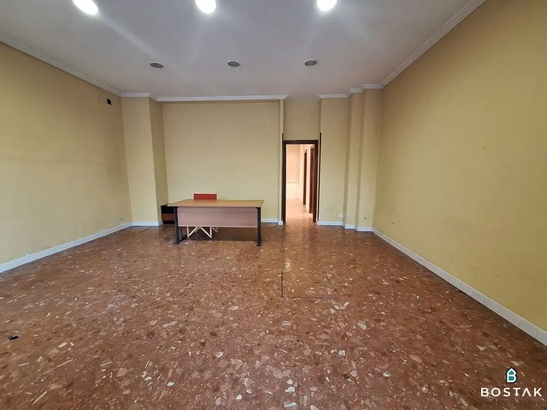 Local comercial en venda a Ondarroa Kalea, imagen 3