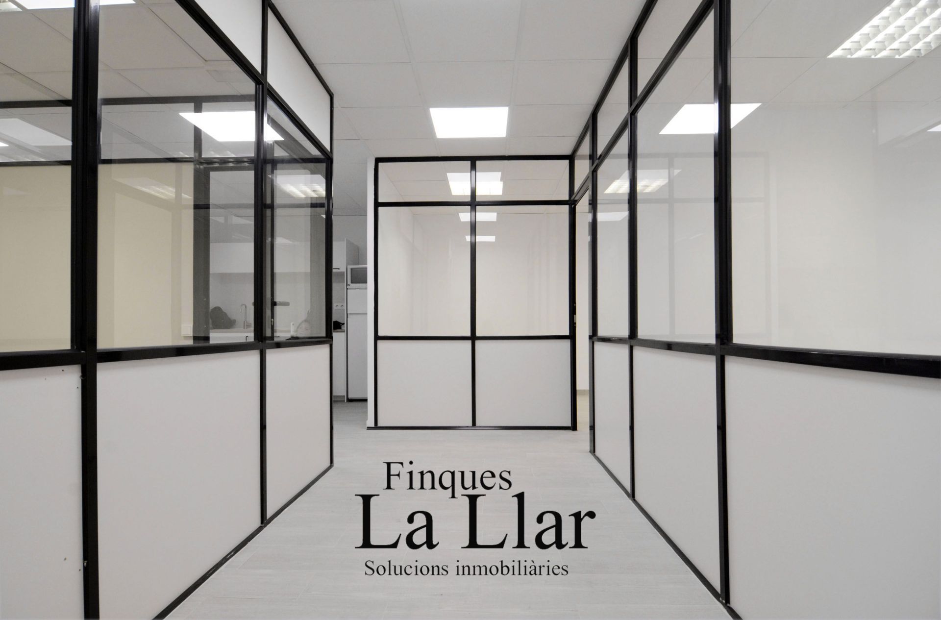 Local en venda a de los Castillejos, Sagrada Família