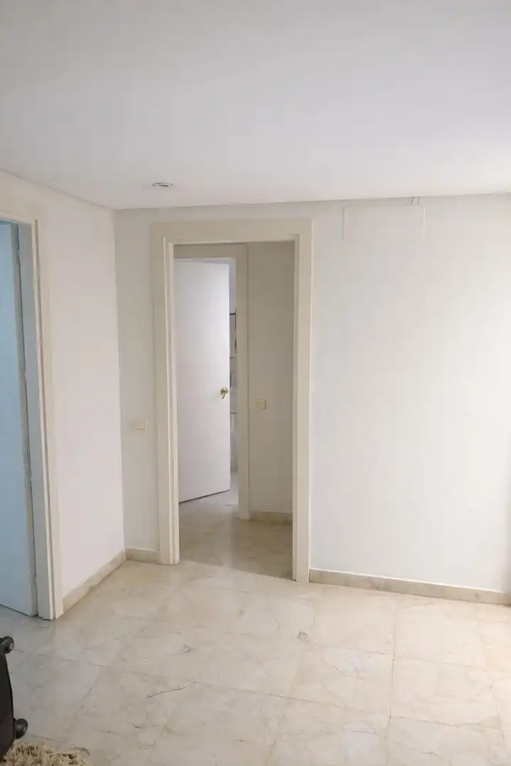Piso de alquiler en Sevilla con Aire acondicionado, Terraza y Trastero